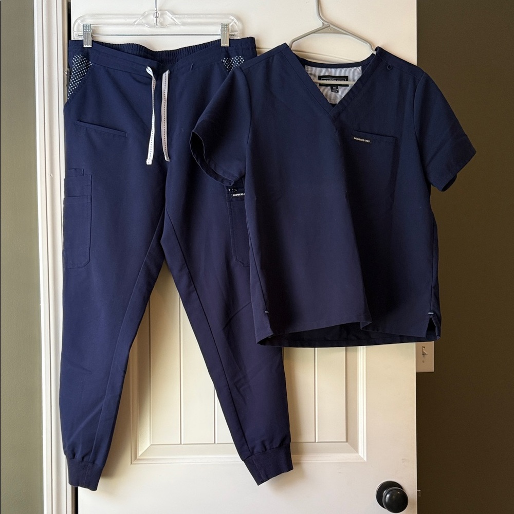 Members Only Navy Scrub Top and Jogger Pants Set
